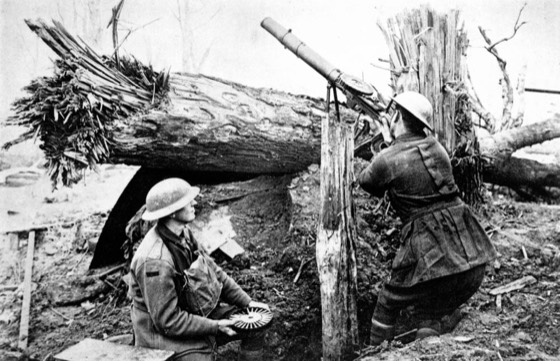 File:Australian gunners operating a Lewis machine gun during World War I.jpg