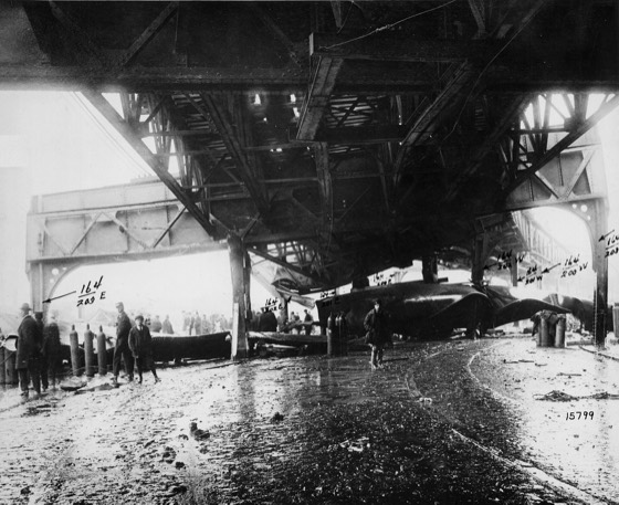 File:Boston Elevated Railway after the Molasses Flood, January 1919, from the City of Boston Archives - 9800-018-054.jpg