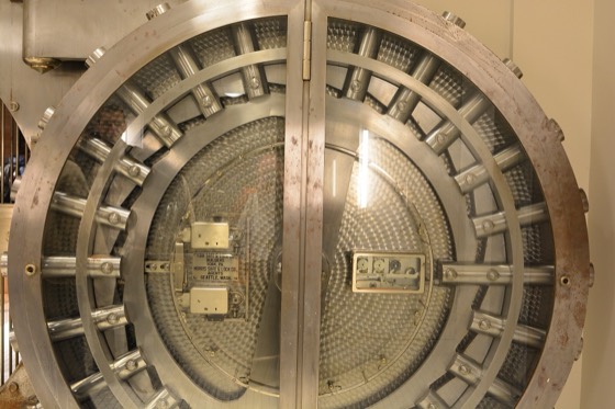 Bank vault door photograph (York Safe & Lock Co.)