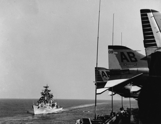 File:Soviet Kashin-class destroyer seen from USS Franklin D. Roosevelt